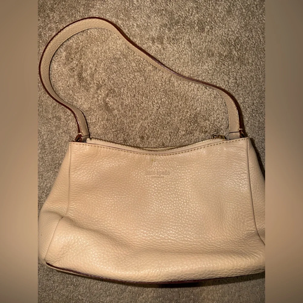 Kate Spade Beige Leather Shoulder Bag - Picture 2 of 9